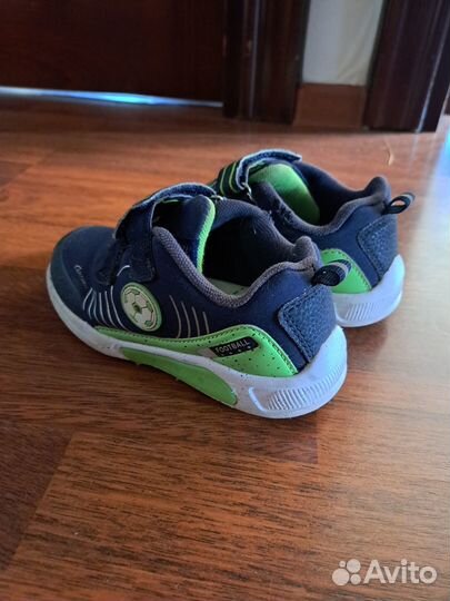 Детские кроссовки светящиеся 27 размер