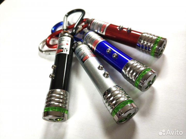 Лазер брелок с фонариком 1,2*7 см с карабином