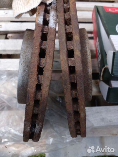 Тормозные диски шеврое орландо б.у