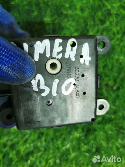 Моторчик заслонки отопителя Nissan