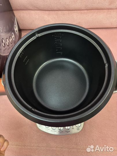 Мультиварка bork u601