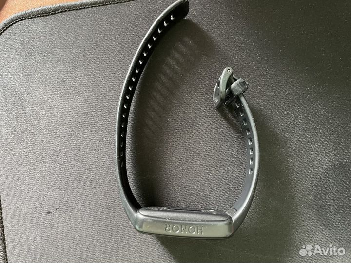 Смарт часы Honor Band 6