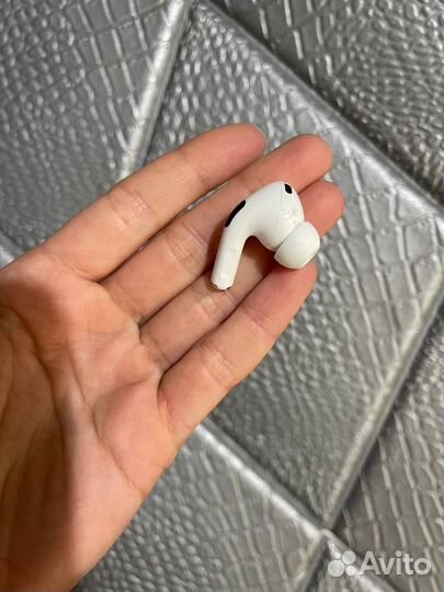 Apple AirPods pro 2 generation 2023