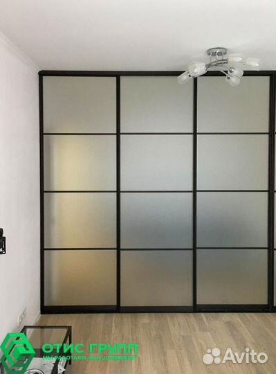 Раздвижные стеклянные перегородки