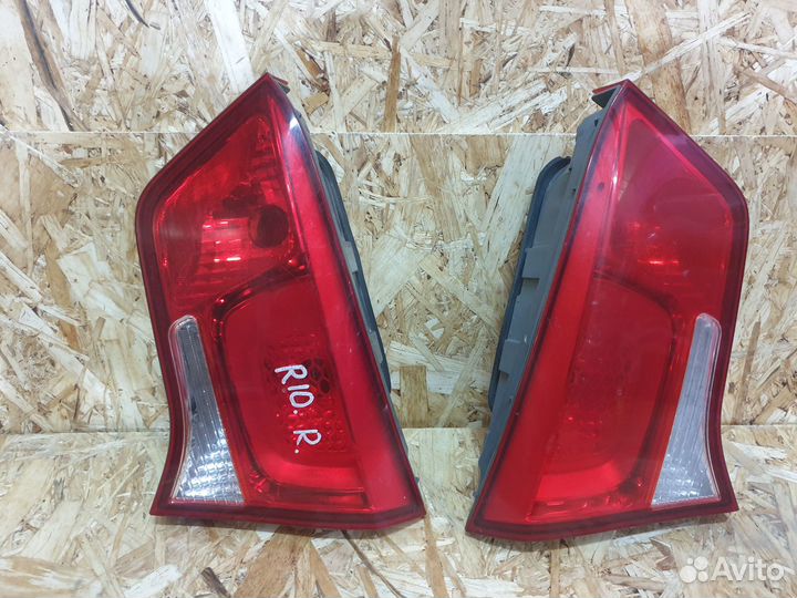 Фонарь задний внутренний Kia RIO 2011-2017