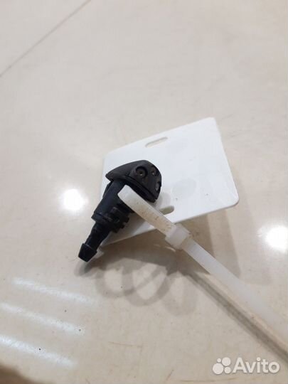 Форсунка омывателя (Hyundai H-1 II)