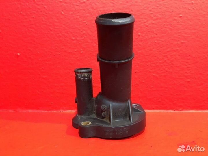 Корпус термостата Ford Focus 2 2 Q7DA 2008