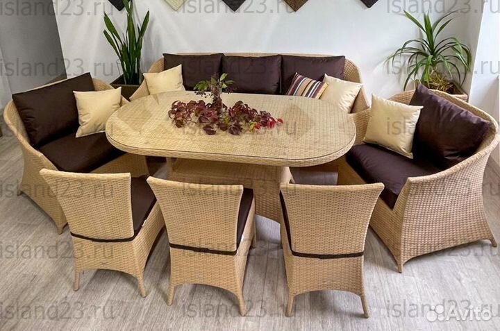 Комплект плетеной мебели из искуственного ротанга