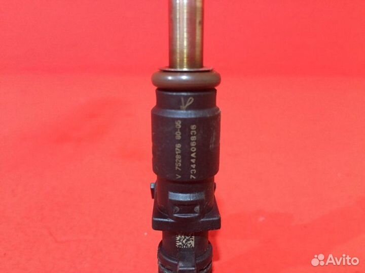 Форсунка Peugeot 207 1 EP3 (8FS) 1.4 VTI бензин