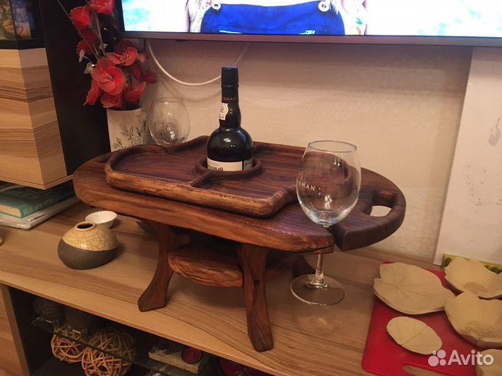 Винный столик