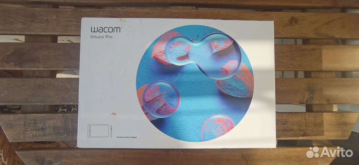 Графический планшет wacom intuos pro