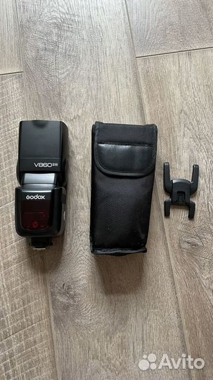 Вспышка Godox V860 II