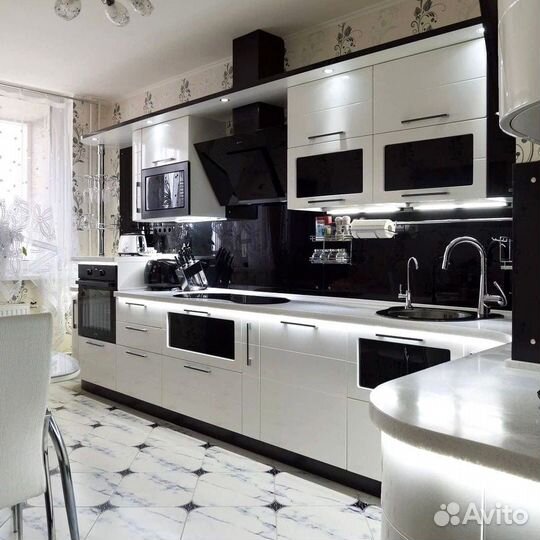 Кухонный гарнитур 