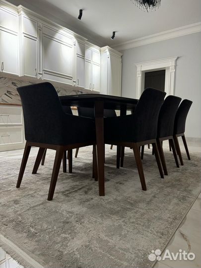 Кухонный стол и стулья бу