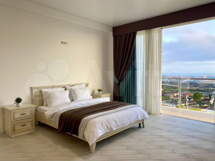 2-к. квартира, 76 м², 3/3 эт.