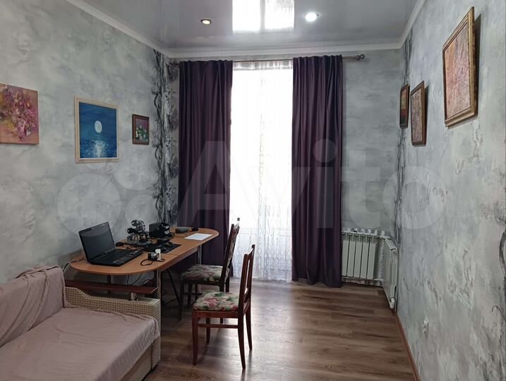 3-к. квартира, 74 м², 3/4 эт.