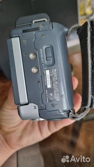 Видеокамера sony