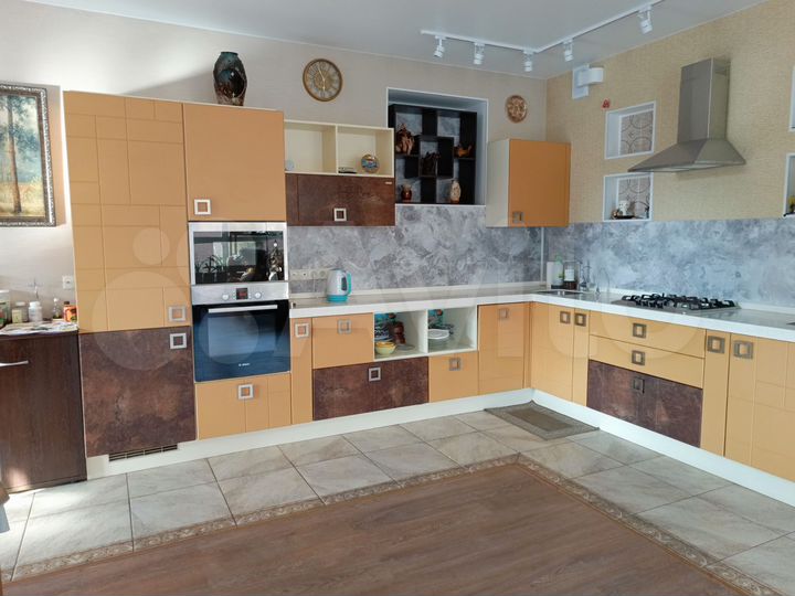 Коттедж 157 м² на участке 6,7 сот.