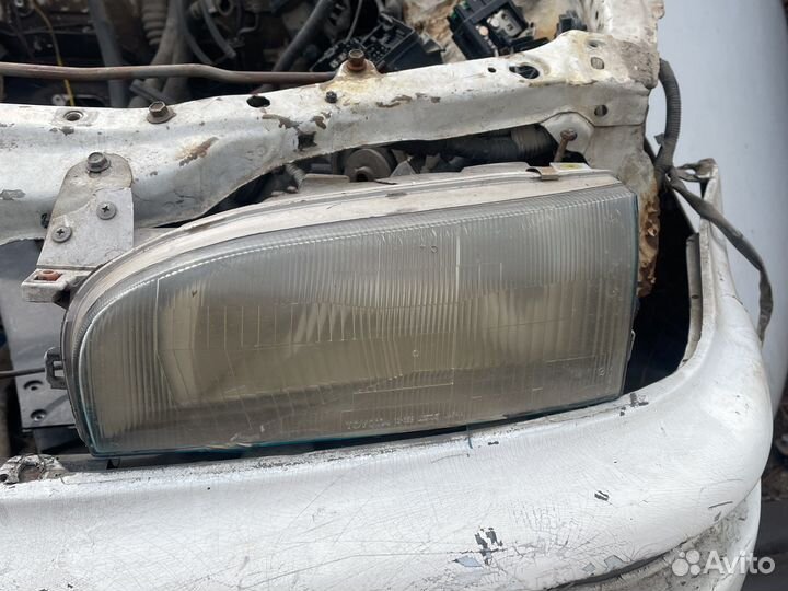 Фары toyota sprinter ae104