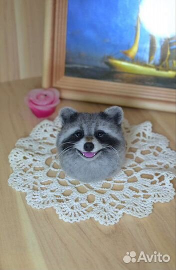 Брошь ручной работы