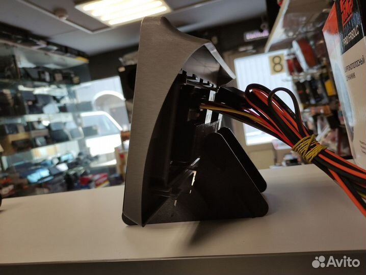 Toyota Hiace 2007+ андроид магнитола новая