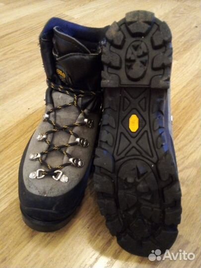 Ботинки треккинговые альпинистские Asolo