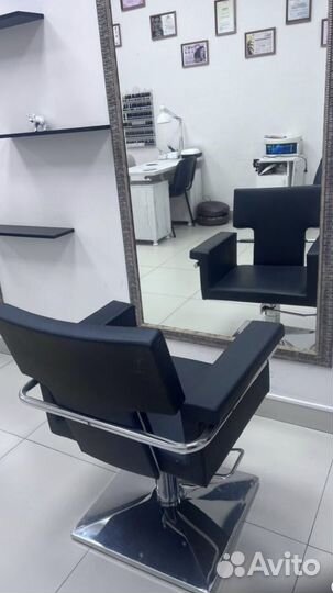Кресло для порихмахера