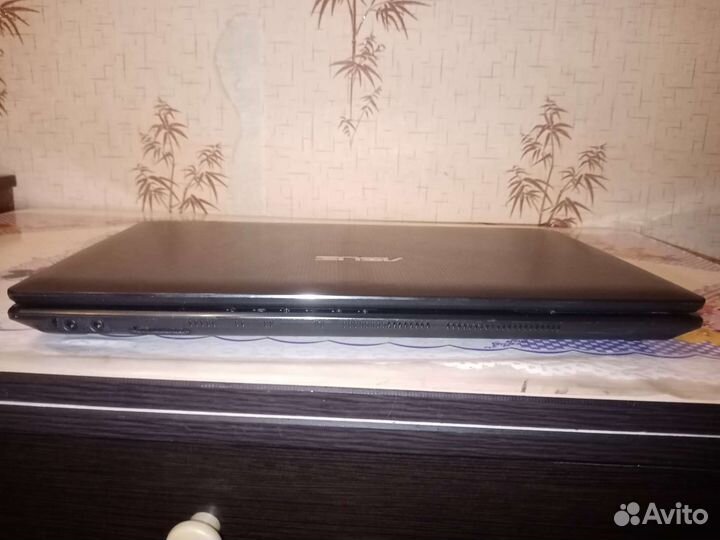 Ноутбук asus