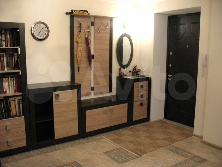 2-к. квартира, 81,9 м², 1/9 эт.