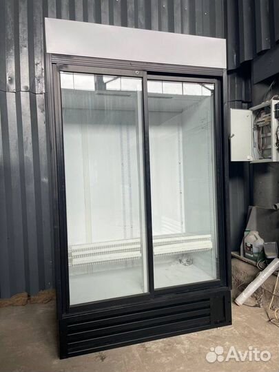 Холодильный шкаф Inter 950