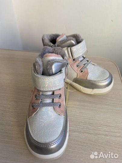 Ботинки осенние для девочки