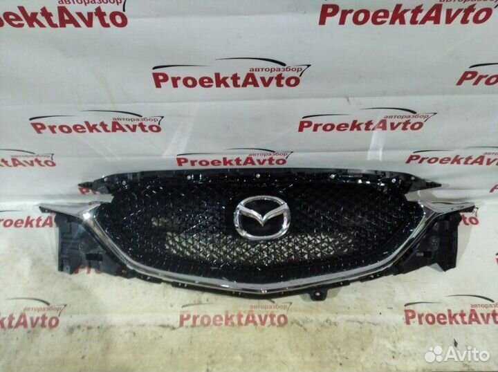 Решетка радиатора передняя Mazda Cx-5 2017