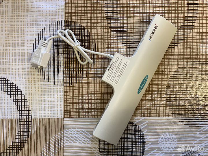 Сканер слайдов и фотопленки Microtek