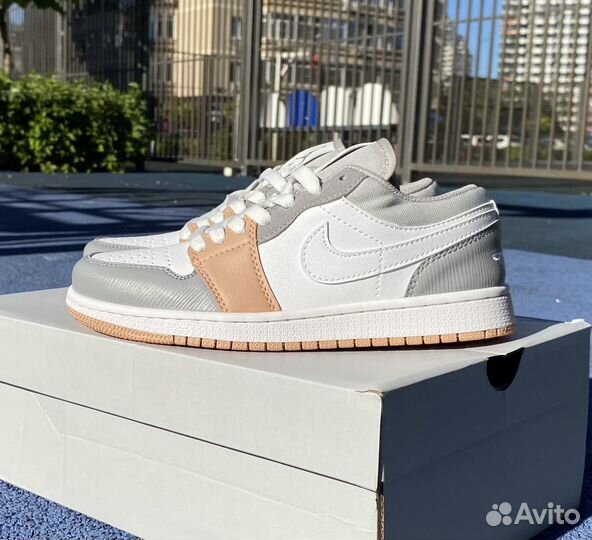 Кроссовки Nike Air Jordan 1 low