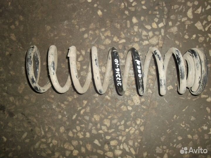 Пружина подвески задняя (Kia Ceed)