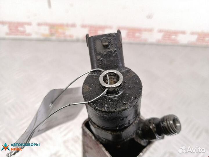 Форсунка Renault Laguna 2 рест. 2006 8200389369