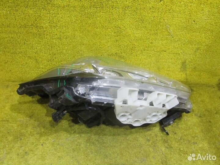 Фара правая Nissan Murano