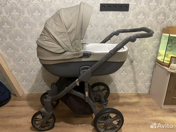 Коляска Roan Bass Soft 2в1