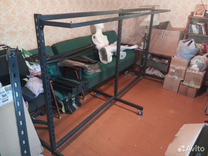 Стойки вешало для одежды