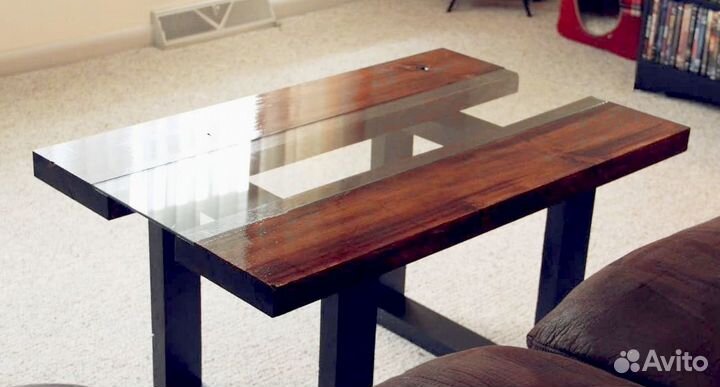 Белое стекло на стол