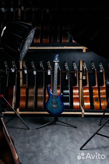 Sterling MAJ200 Majesty Cerulean Paradise