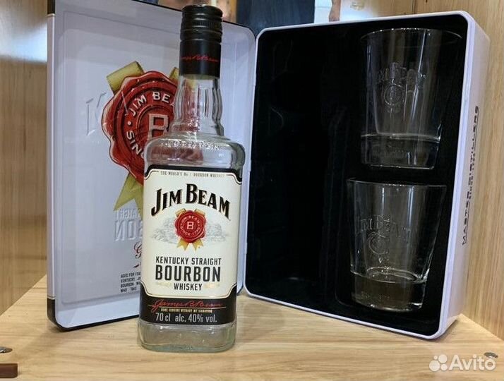 Коробка подарочная с двумя стаканами