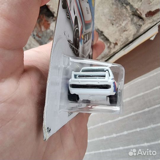 '73 BMW E9 3.0 CSL Race Car 2016 Hot Wheels 1:64