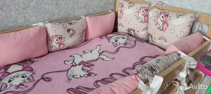 Бортики в детскую кроватку