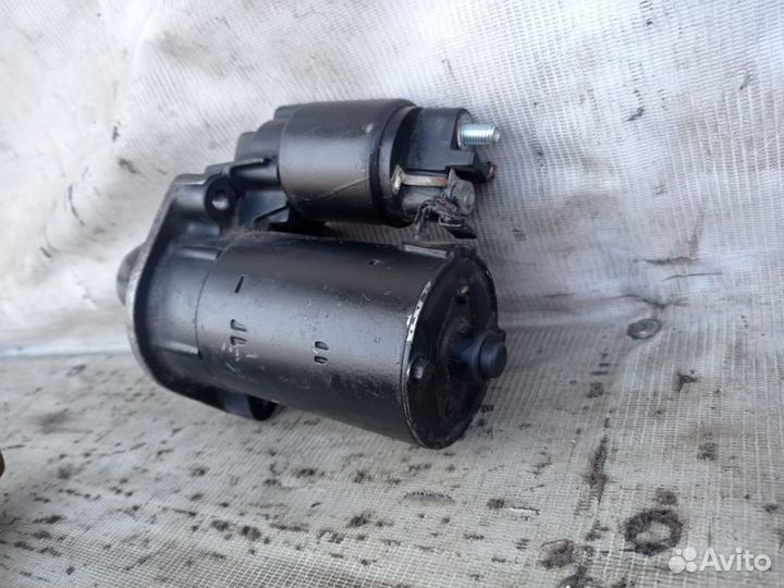 W202 Mercedes C Стартер 0001107037 2.2 (111961)