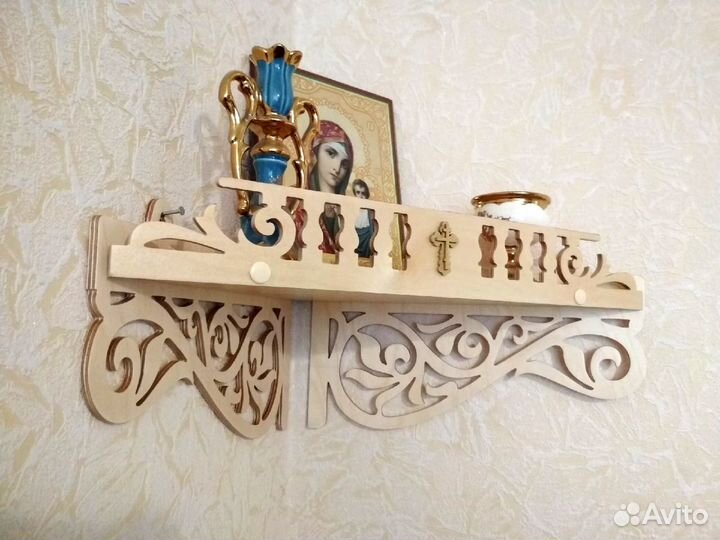 Полка под иконы угловая прямая