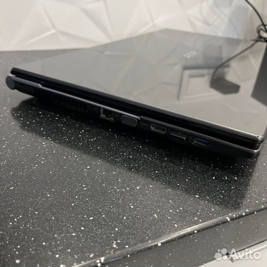 Ноутбук Acer Aspire V3-771G