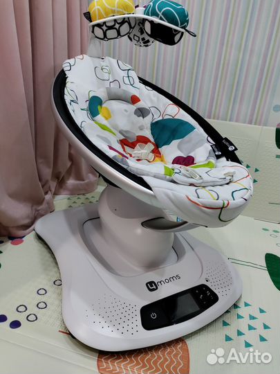 Электронные качели 4 moms для новорожденных