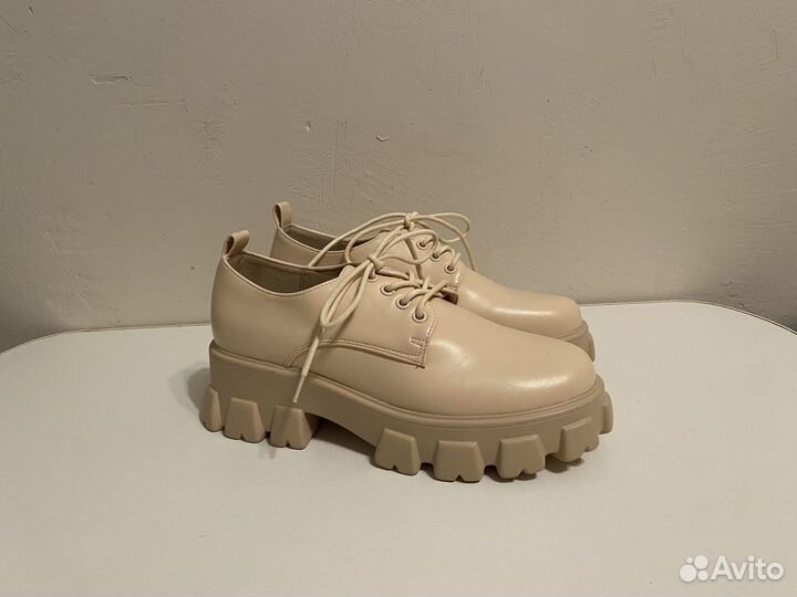 Полуботинки женские 36 размер
