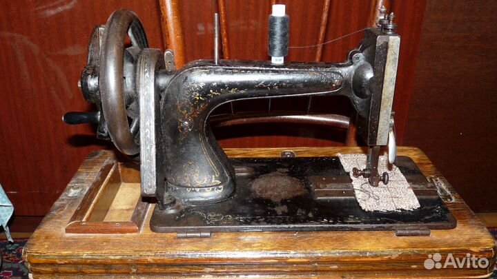 Швейная машинка 
